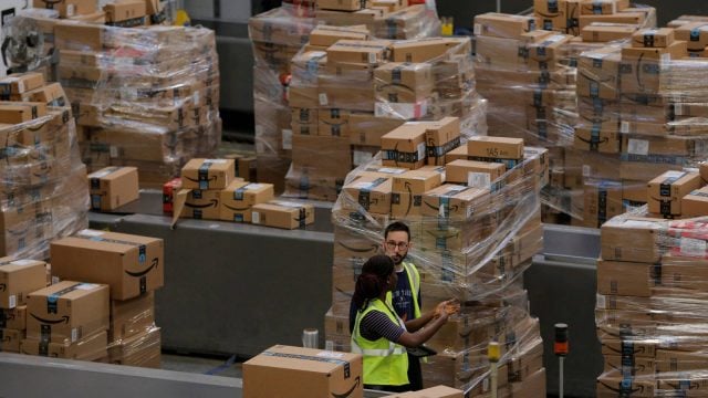 Amazon genera un daño ambiental gigantesco en mares y ríos