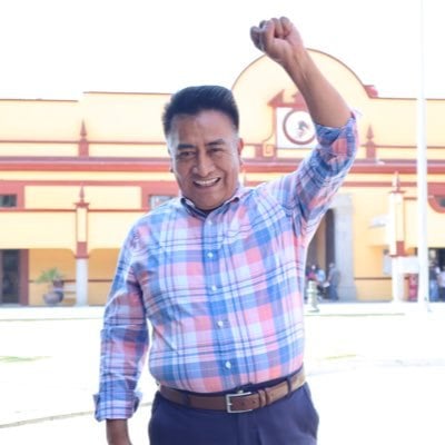 El activista Adán Xicale es el candidato del PES a la alcaldía de Cholula