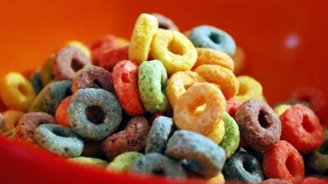 Alimentos con colorantes sintéticos pueden generar problemas de comportamiento en niños