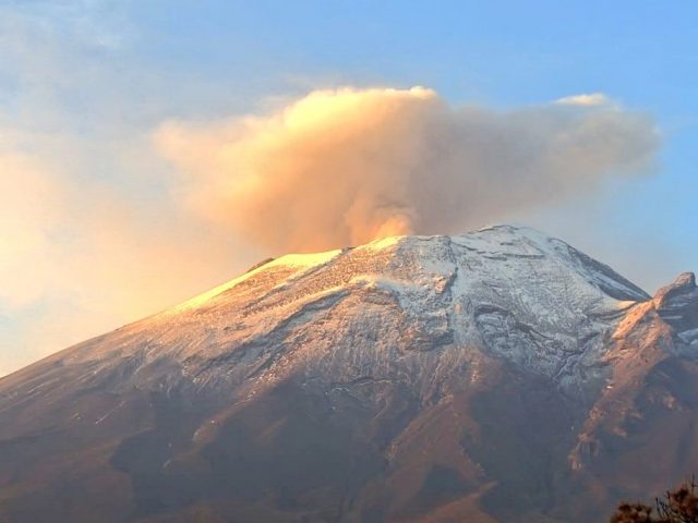 Tras meses “dormido” se activa volcán Popocatépetl