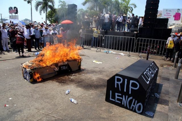 Manifestación de Félix Salgado contra el INE y Lorenzo Córdova