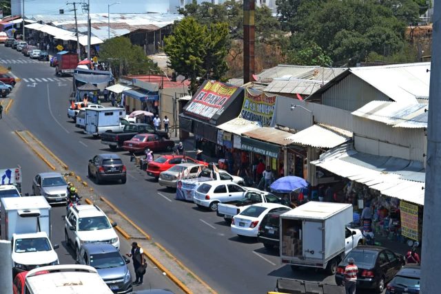 Mercado de Amalucan visto desde el exterior