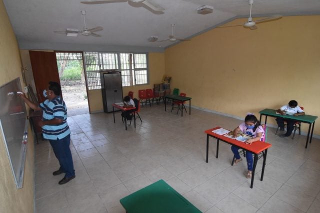 Retorno a clases presenciales es necesidad, no necedad, aclara SEP