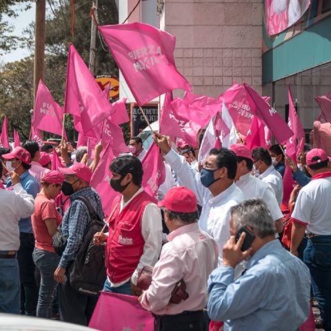 Militantes del partido Fuerza por México