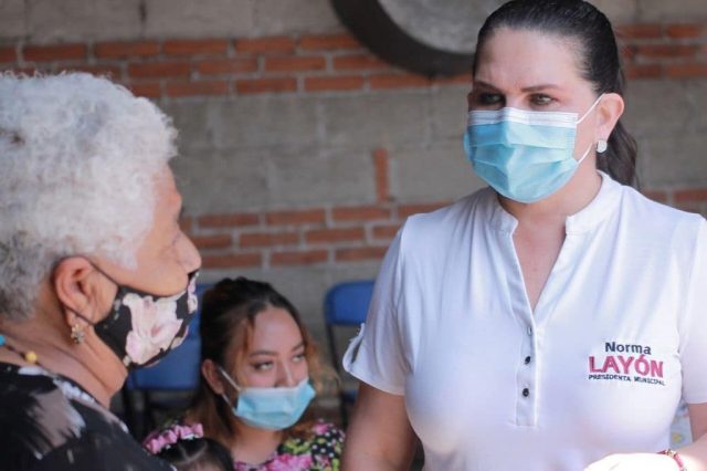 La candidata a la alcaldía de San Martín Texmelucan, Norma Layón