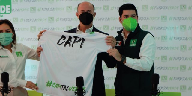 Roberto Ruiz Esparza, candidato del partido Verde a la alcaldía de Puebla