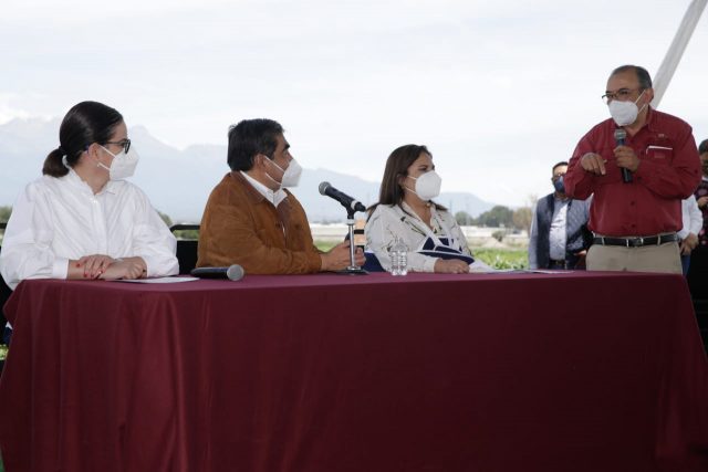 Miguel Barbosa visita el socavón