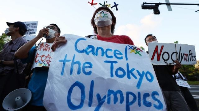 (Video) Manifestantes protestan contra apertura de los JJ.OO. Tokio 2020