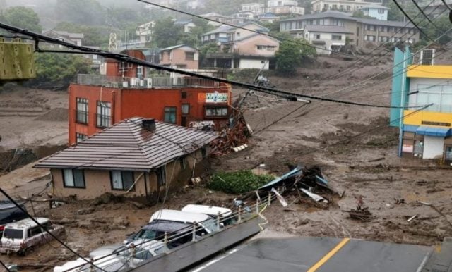 (Video) Sorprendente alud de barro en Japón deja dos muertos y 20 desaparecidos