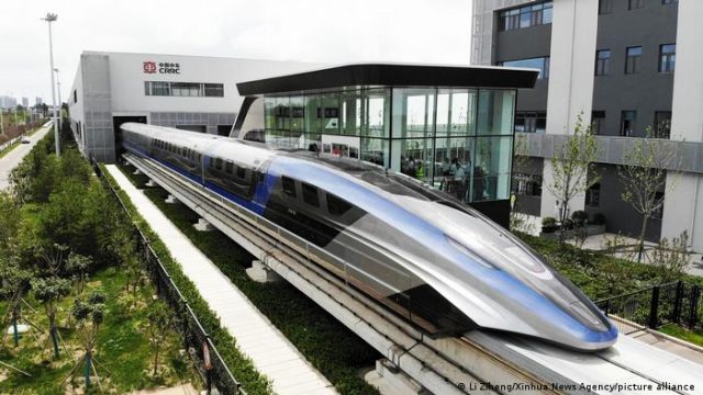 Levitación magnética crea a Maglev, el tren más rápido