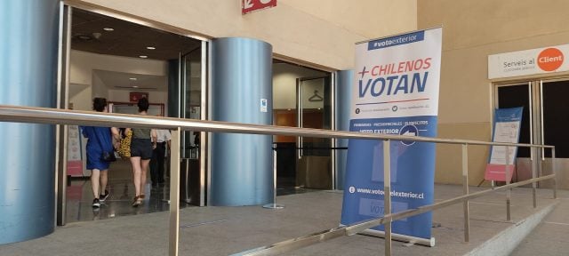 Pacto Apruebo Dignidad quintuplica votación de la derecha en primeras mesas escrutadas en el extranjero