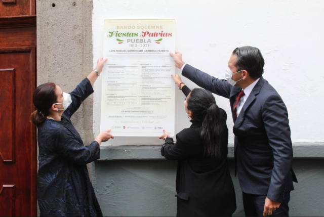 Colocación de Bando Solemne Conmemorativo 200 años independencia México