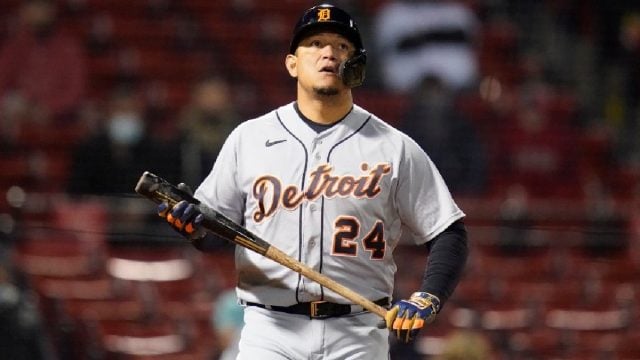 ¡Directo al salón de la fama! Pelotero venezolano Miguel Cabrera batea su jonrón numero 500