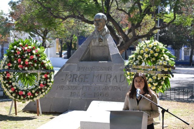 Lleva Claudia Rivera al TEPJF denuncia contra Barbosa por violencia política de género