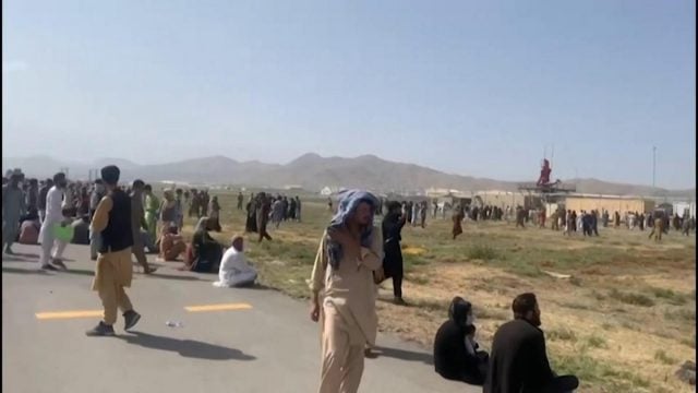 Mueren siete personas en Kabul ante desesperación por salir de Afganistán