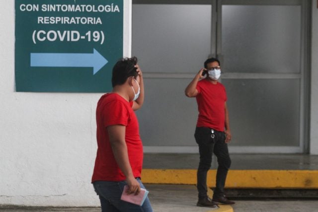 Se estabiliza, aunque en meseta alta, la tercera ola COVID en Puebla