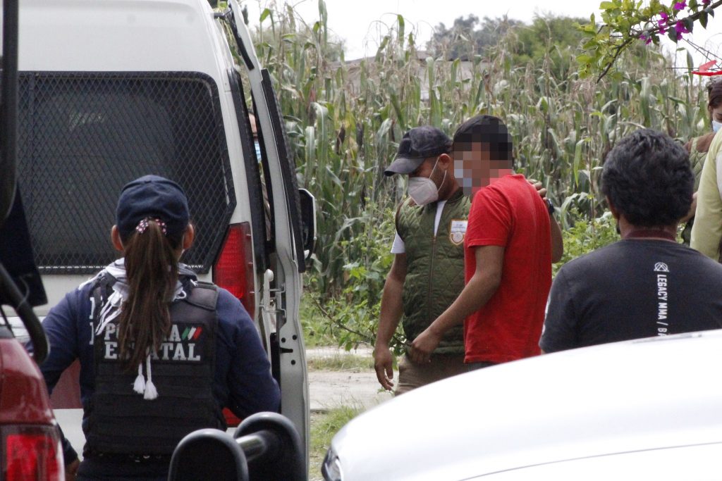 TLALTENANGO, Pue., 17 septiembre 2021. Intenso operativo policiaco en los alrededores del municipio del Tlaltenango, tras un enfrentamiento entre policías y civiles donde un presunto delincuente murió y hay 4 detenidos. //Fernando Torres/Agencia Enfoque//