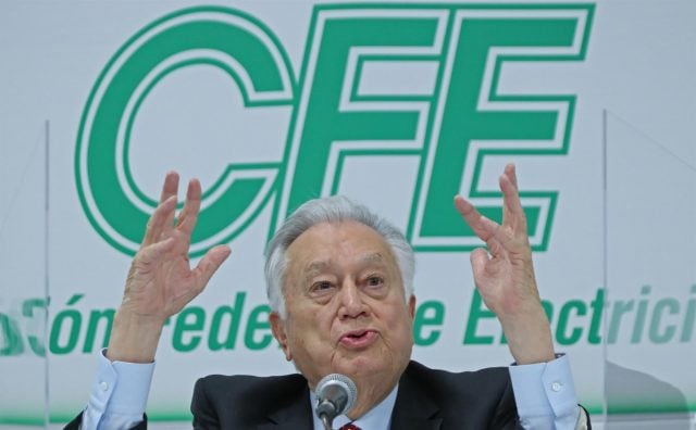 Bartlett defiende reforma eléctrica de AMLO