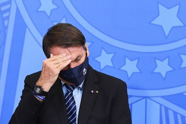 Presentarán al menos 11 delitos para imputar a Bolsonaro por gestión durante la pandemia