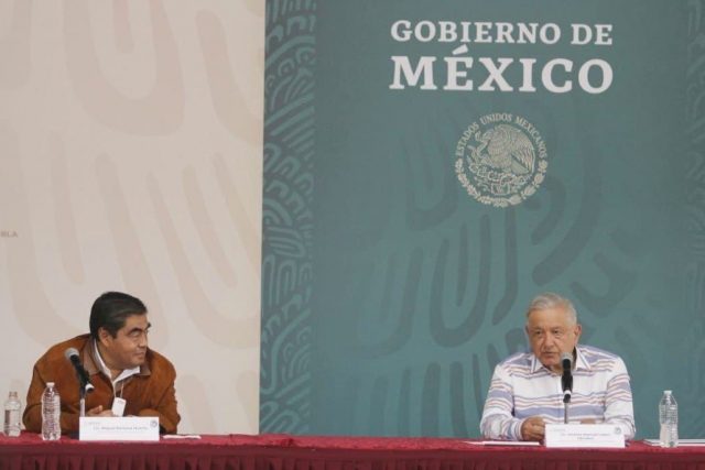 Reconoce López Obrador iniciativa del gobierno poblano ante tragedia