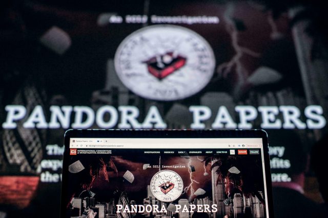 Pandora Papers: ¿De qué trata la mayor filtración de secretos financieros de políticos y multimillonarios alrededor del mundo?