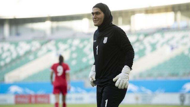 Portera de la selección femenina de fútbol de Irán es víctima de violencia machista al ser acosada e increpada por su apariencia física