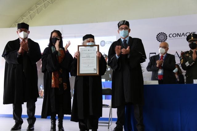 Elena Poniatowska recibe el Doctorado Honoris Causa en el 50º Aniversario del INAOE