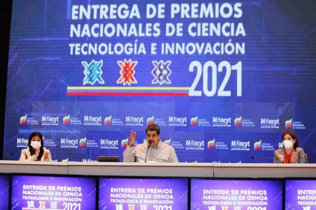 Maduro anuncia que se detectaron primeros siete casos de la variante ómicron en Venezuela