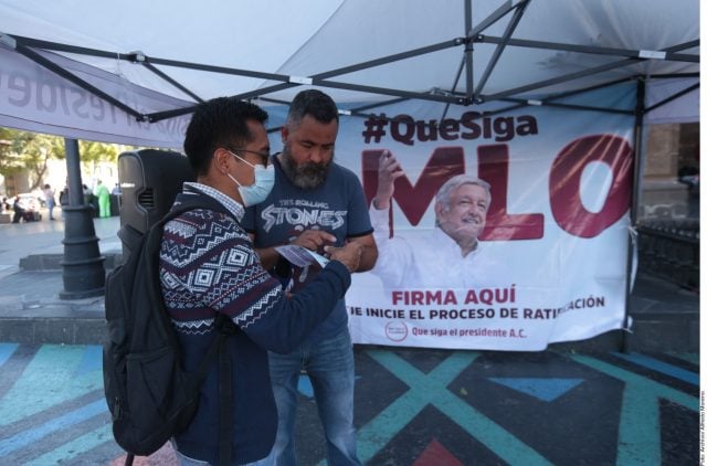 Consulta AMLO