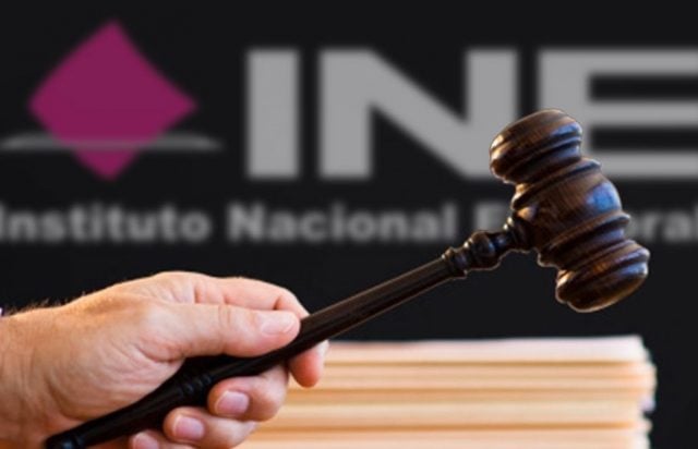 Acusan consejeros del INE una persecución penal