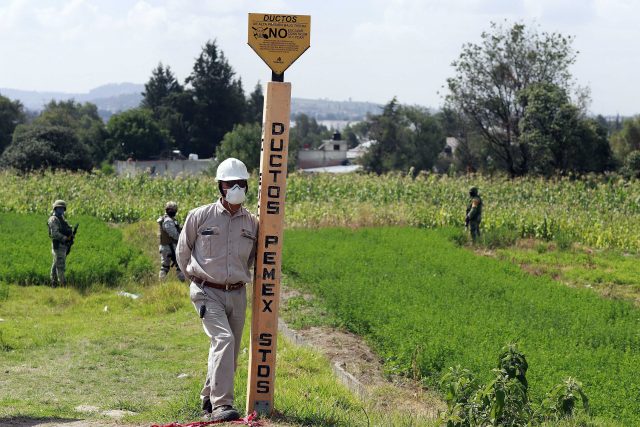 Niegan amparos a militares acusados de proteger a huachicoleros