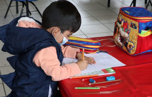 Niño de kinder