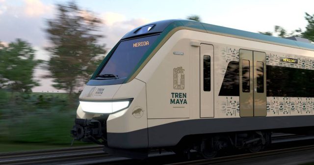 López Obrador presenta construcción de los convoyes del Tren Maya