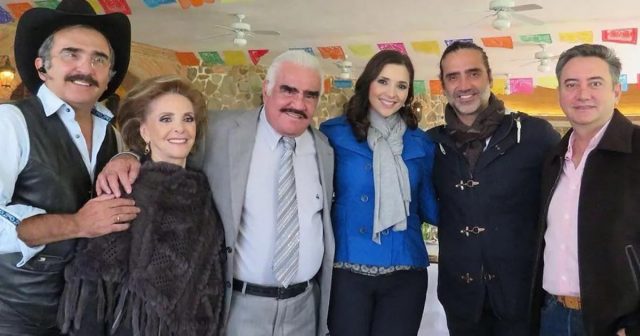 Vicente Fernández e Hijos