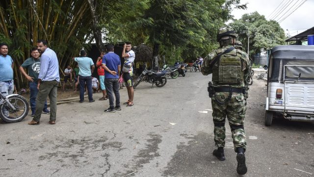 Más de 20 muertos en Colombia en violentos enfrentamientos armados entre las FARC y el ELN