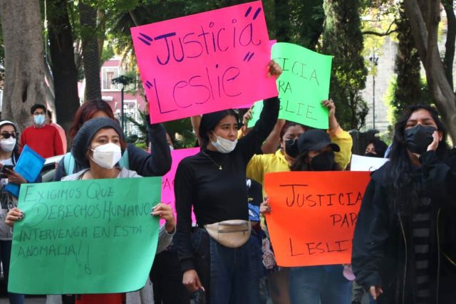 Exigen familiares y amigos en Casa Aguayo que Leslie sea liberada