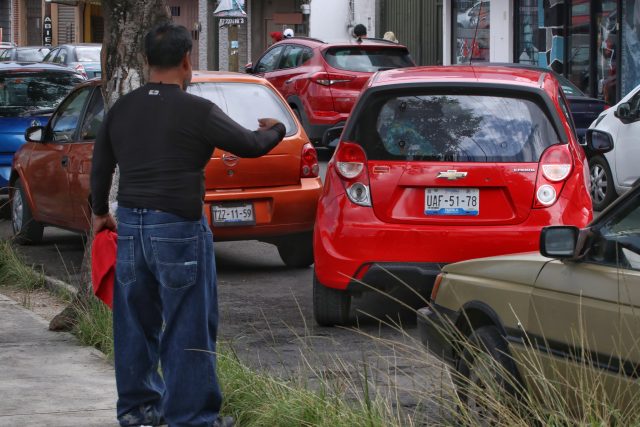 Ayuntamiento pondría orden a “franeleros”, pero olvida seguridad vial