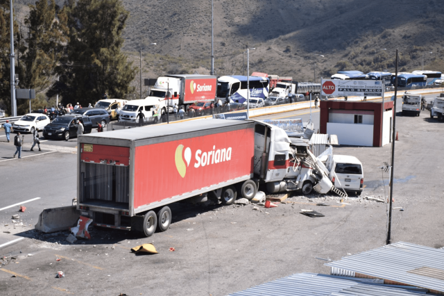 Normalistas de Ayotzinapa se enfrentan con Guardia Nacional; lanzaron un tráiler