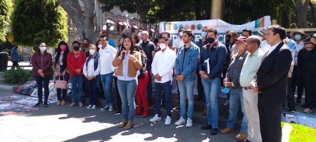 Morenistas en el Zócalo de Puebla