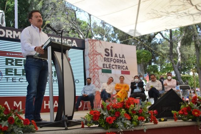 Rechaza Morena amenazas en discusión de reforma eléctrica