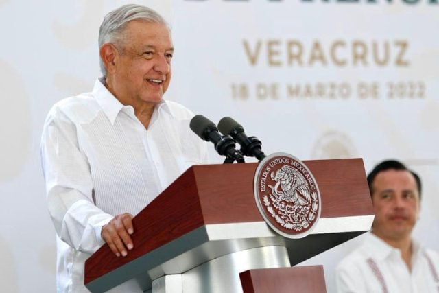 Celebra AMLO que se permita promover revocación de mandato