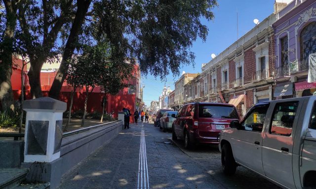 Cajones de estacionamiento serían pintados en la primera quincena de abril: Vélez Tirado