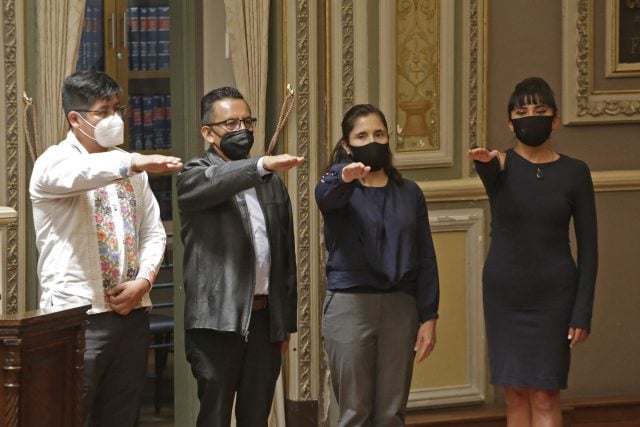 Rinden protesta miembros del Consejo Ciudadano y Comisión de Búsqueda