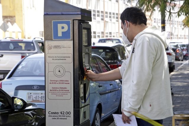 Gerente de Comuna niega licitación «a modo» para parquímetros