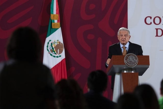 Puede CFE salir adelante con decisión histórica de la SCJN: López Obrador