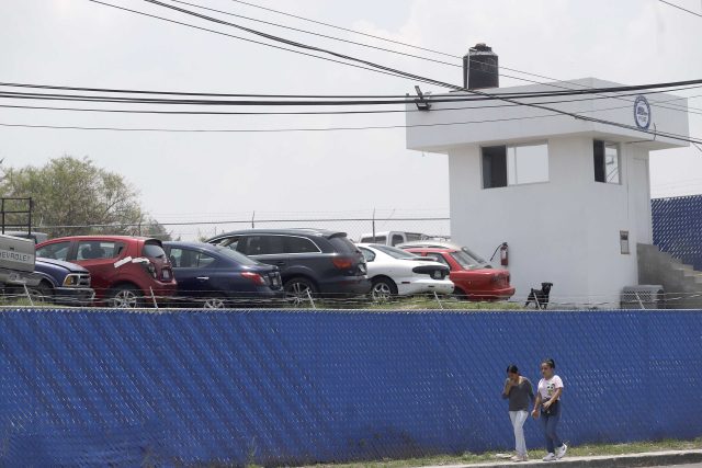 Gobierno de Eduardo Rivera se apropiará de 5 mil autos “abandonados” en el corralón