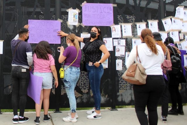 Poblanas denuncian casos de acoso, violaciones y feminicidios