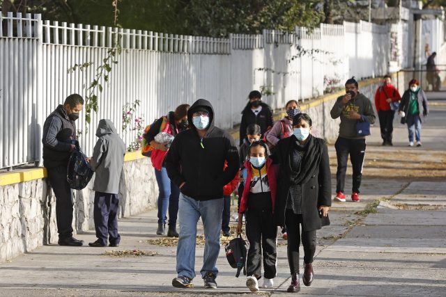 Regresarán a clases más de 1 millón de alumnos en Puebla