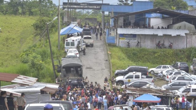 Asciende a 43 el número de muertos tras motín en cárcel de Ecuador