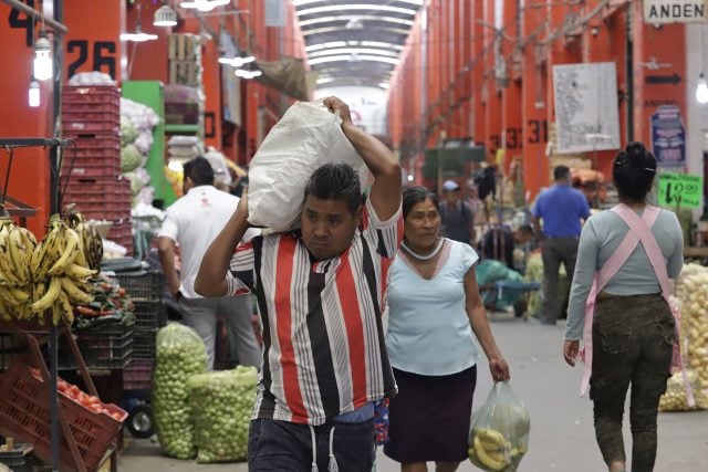 Comuna se hace de lado por conflicto de agua y seguridad en la Central de Abastos